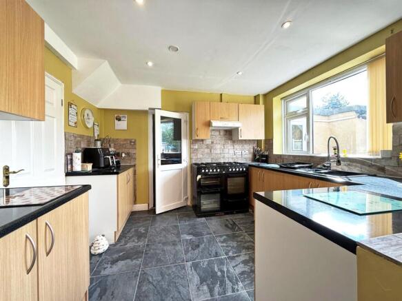Mereside, Springfield, Shrewsbury photo 4