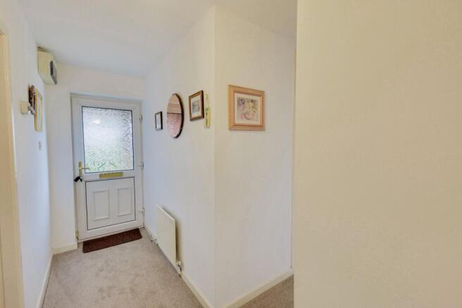 3 bed Bungalow for sale Image 11