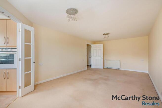 8695411-interior02-800.jpg