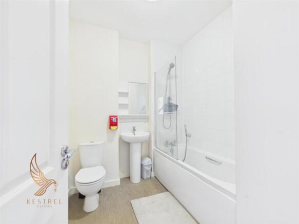 3 bed Semi-Detached for sale Image 11