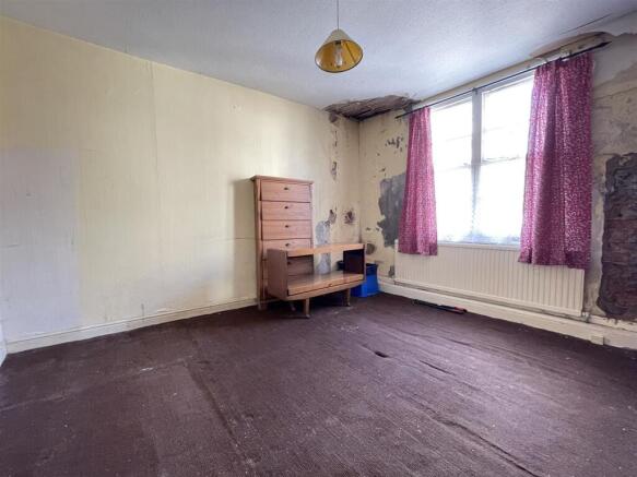 5 bed Character Property for sale Image 10