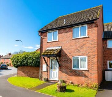 Lipscombe Close, Newbury, Berkshire, RG14
