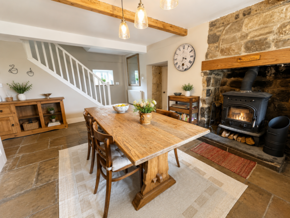 4 bed Farm House for sale Image 9
