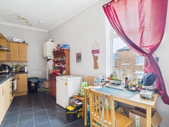 CAM01476G0-PR0515...