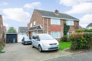 15, Hazel Close, Eythorne CT15 4DA