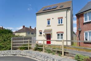 8, May Farm Walk, Weymouth DT4 0TU