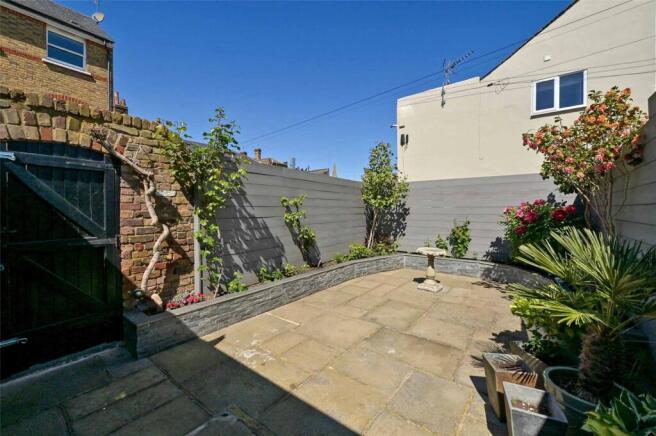 Garden / Rear Gate