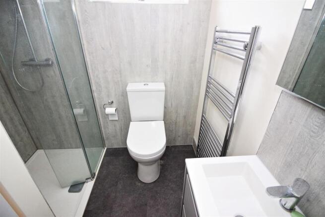 annex shower room.JPG