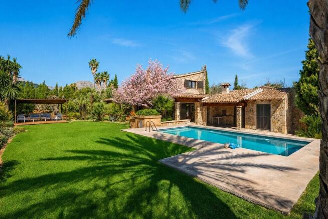 mallorca-villa-garde