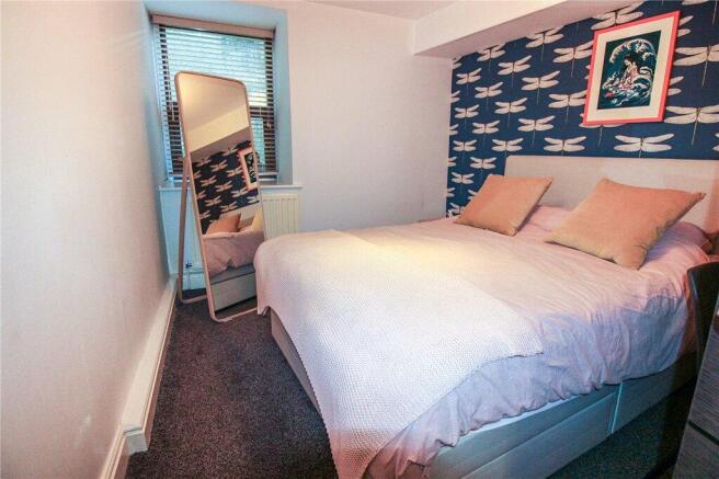 2 bed Apartment for sale Image 4