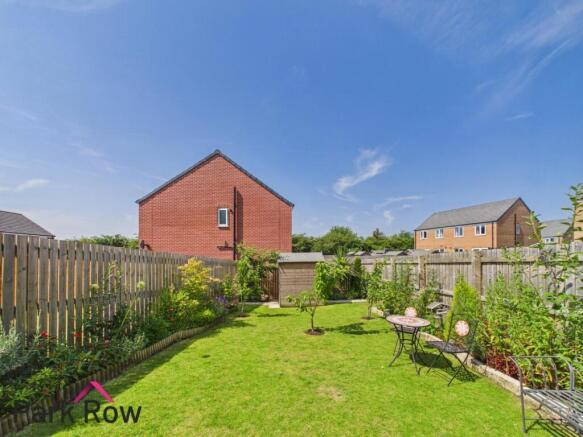 3 bed Semi-Detached for sale Image 4