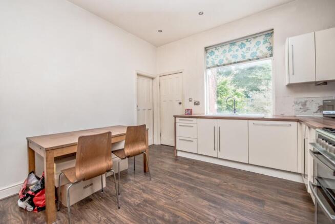 3 bed Terraced for sale Image 6