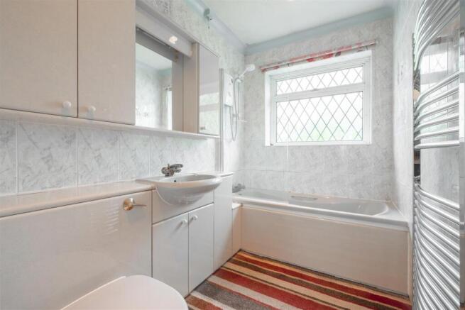 2 bed Semi-Detached Bungalow for sale Image 8