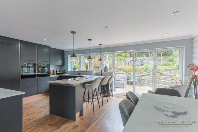 Bodrigan Road, Looe, Cornwall, PL13 photo 4