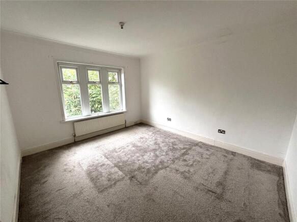 3 bed Semi-Detached for sale Image 6