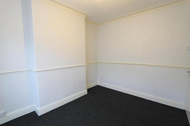 2 bed Terraced for sale Image 5