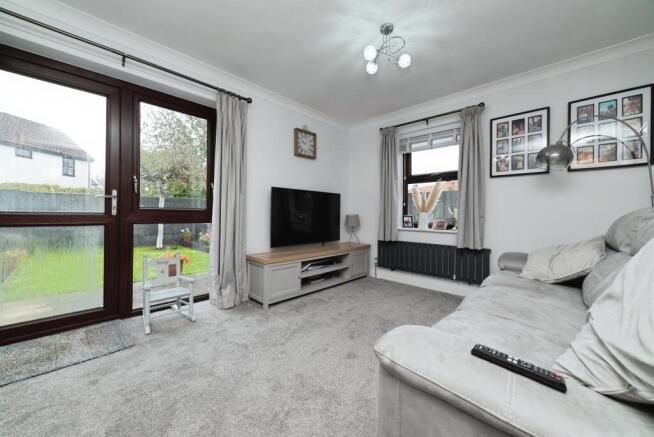 4 bed Detached for sale Image 5