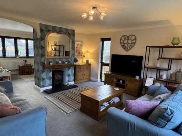 11 - Sitting Room to front.jpg