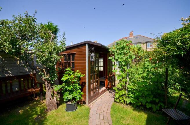 Summer House (2).JPG