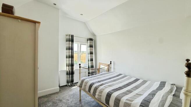 4 bed End of Terrace for sale Image 8