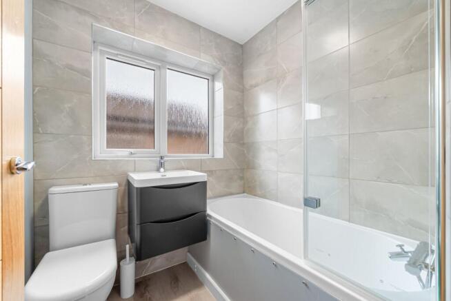 3 bed Bungalow for sale Image 6