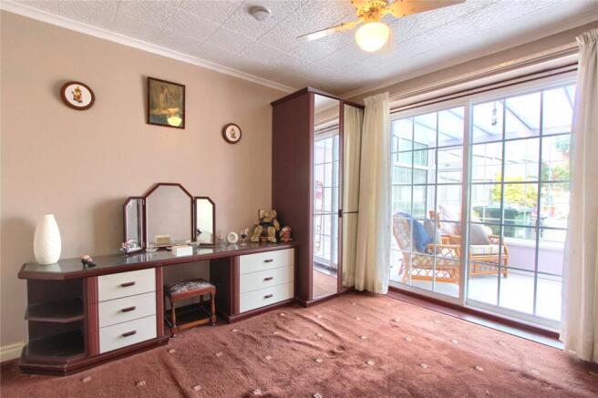 2 bed Bungalow for sale Image 8