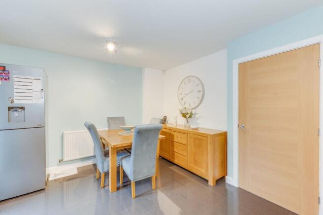 KITCHEN/DINER AND LOUNGE