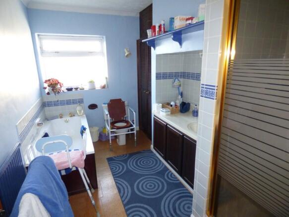 Photo 8