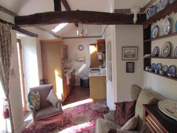KITCHEN with DINING END