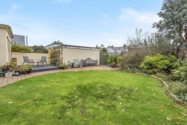 Garden & Garage