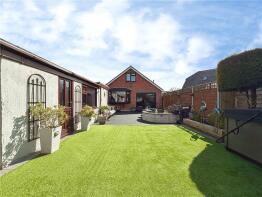 70, Downs Park Avenue, Eling, Southampton SO40 9GX