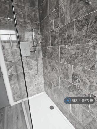 1 bed House Share to rent Image 12