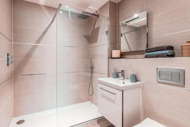 En-Suite to Master