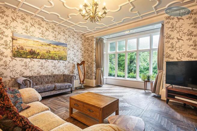 4 bed Semi-Detached for sale Image 8