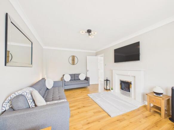 3 bed Detached for sale Image 5