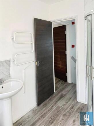 1 bed House Share to rent Image 7