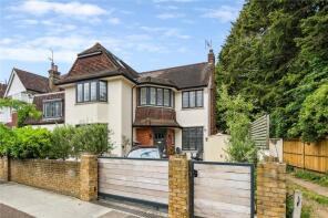 24, Hertford Avenue, East Sheen, London SW14 8EQ