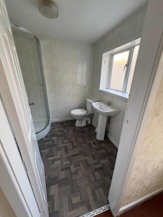 3 bed Terraced to rent Image 10