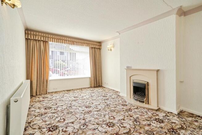 2 bed Semi-Detached Bungalow for sale Image 4