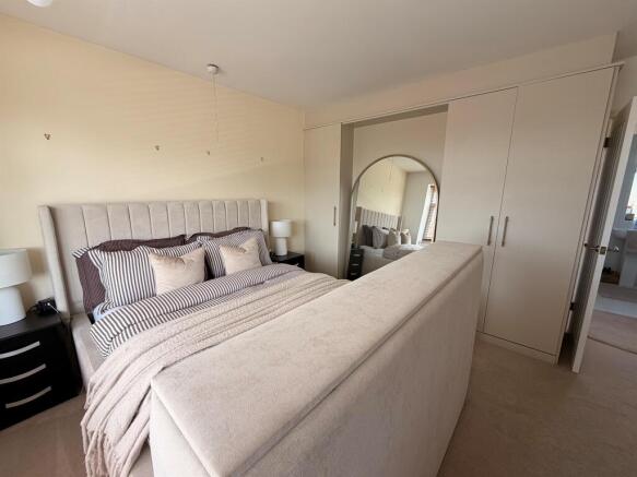 2 bed Semi-Detached for sale Image 7