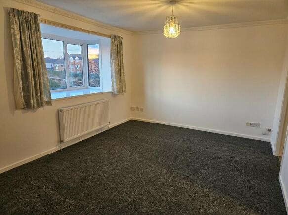 1 bed Flat to rent Image 4