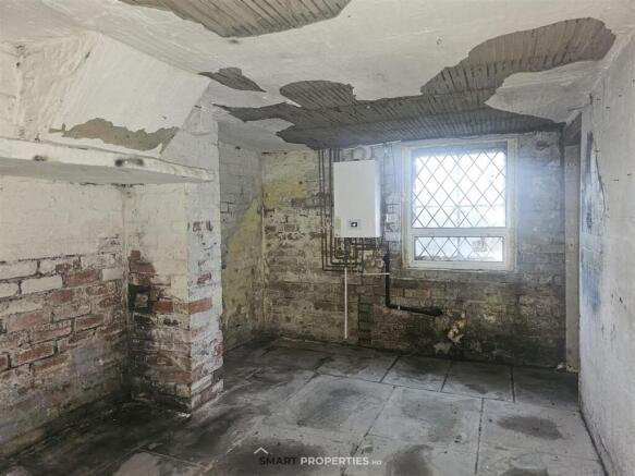 2 bed Terraced for sale Image 10
