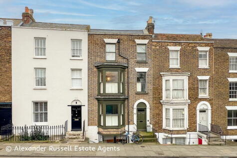 Trinity Square, Margate, CT9