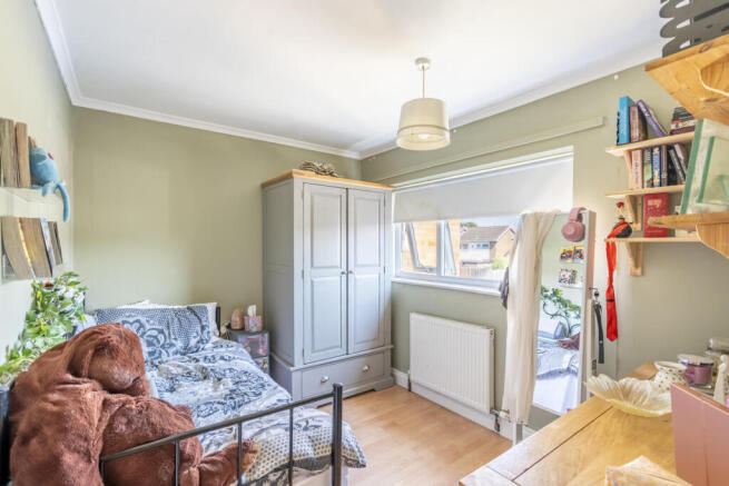 3 bed Terraced for sale Image 12