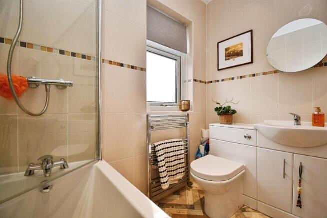 2 bed Terraced for sale Image 9