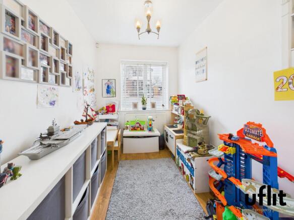 3 bed Semi-Detached for sale Image 11