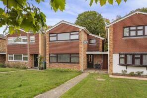 12, East Woodside, Bexley DA5 3PG