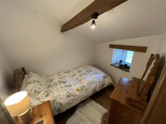 2 bed Cottage for sale Image 11