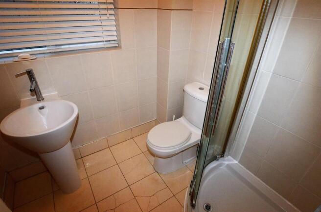 Shower Room/En Suite