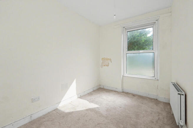 Flat 2, 18 Belmont Road, St. Andrews, Bristol, BS6 5AS